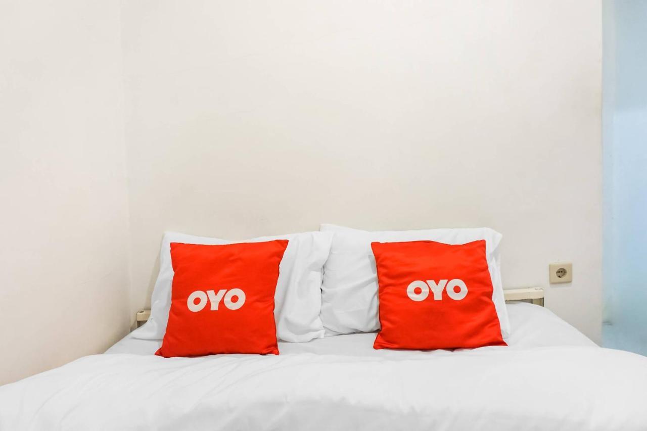 โอโย 91074 สตาริเอซ เซเนน Hotel จาการ์ตา ภายนอก รูปภาพ