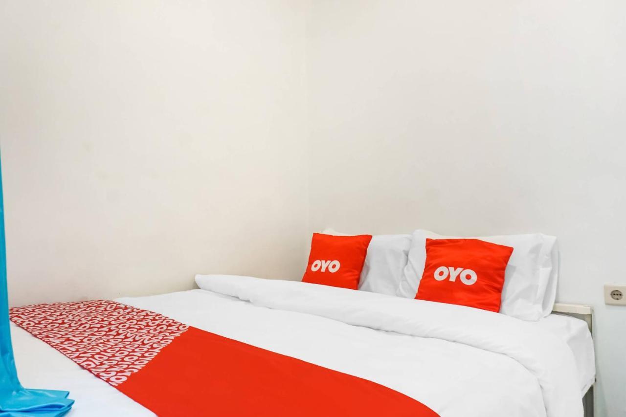 โอโย 91074 สตาริเอซ เซเนน Hotel จาการ์ตา ภายนอก รูปภาพ